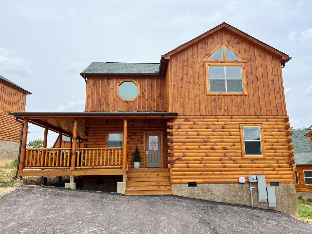 Splendid 2Cabins Sleeps 28 Pool Hot Tub More 비둘기 포지 외부 사진